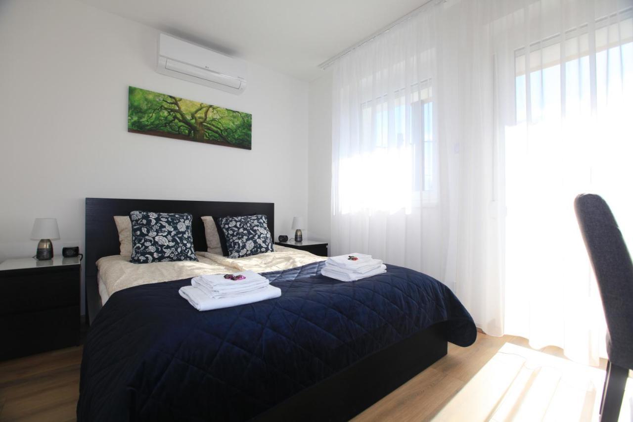 Paskal-Lux Apartments With Free Parking And Ac Budapest Exterior foto