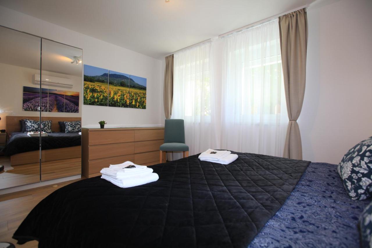 Paskal-Lux Apartments With Free Parking And Ac Budapest Exterior foto