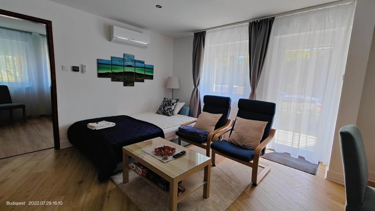 Paskal-Lux Apartments With Free Parking And Ac Budapest Exterior foto